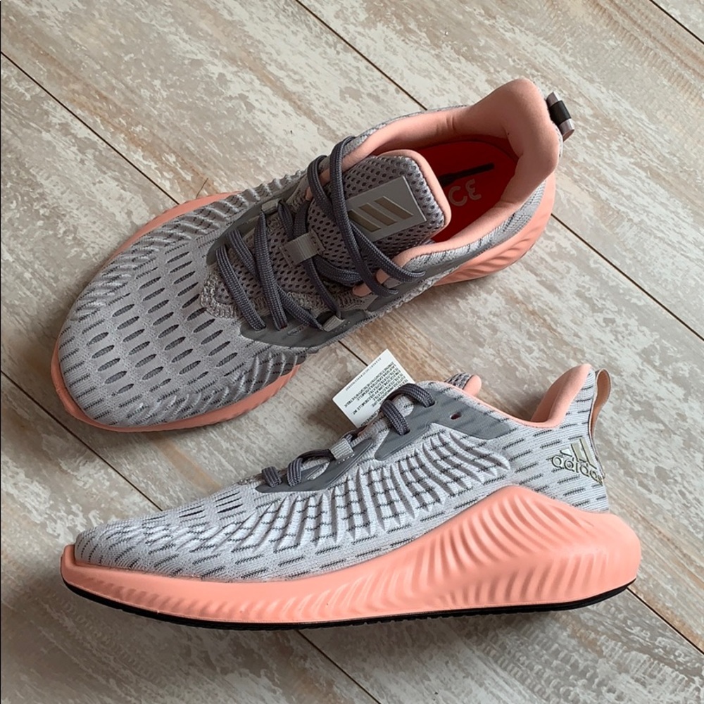 NWT Adidas Alphabounce Running shoes - Picture 6 of 10
